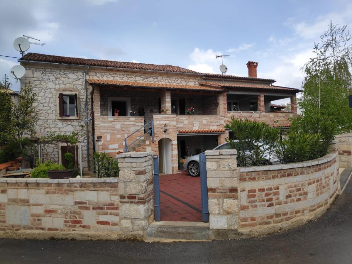 Apartmani Memic 100 M Do Plaze, Apartments Memic Only 100M From Beach Poreč Eksteriør bilde