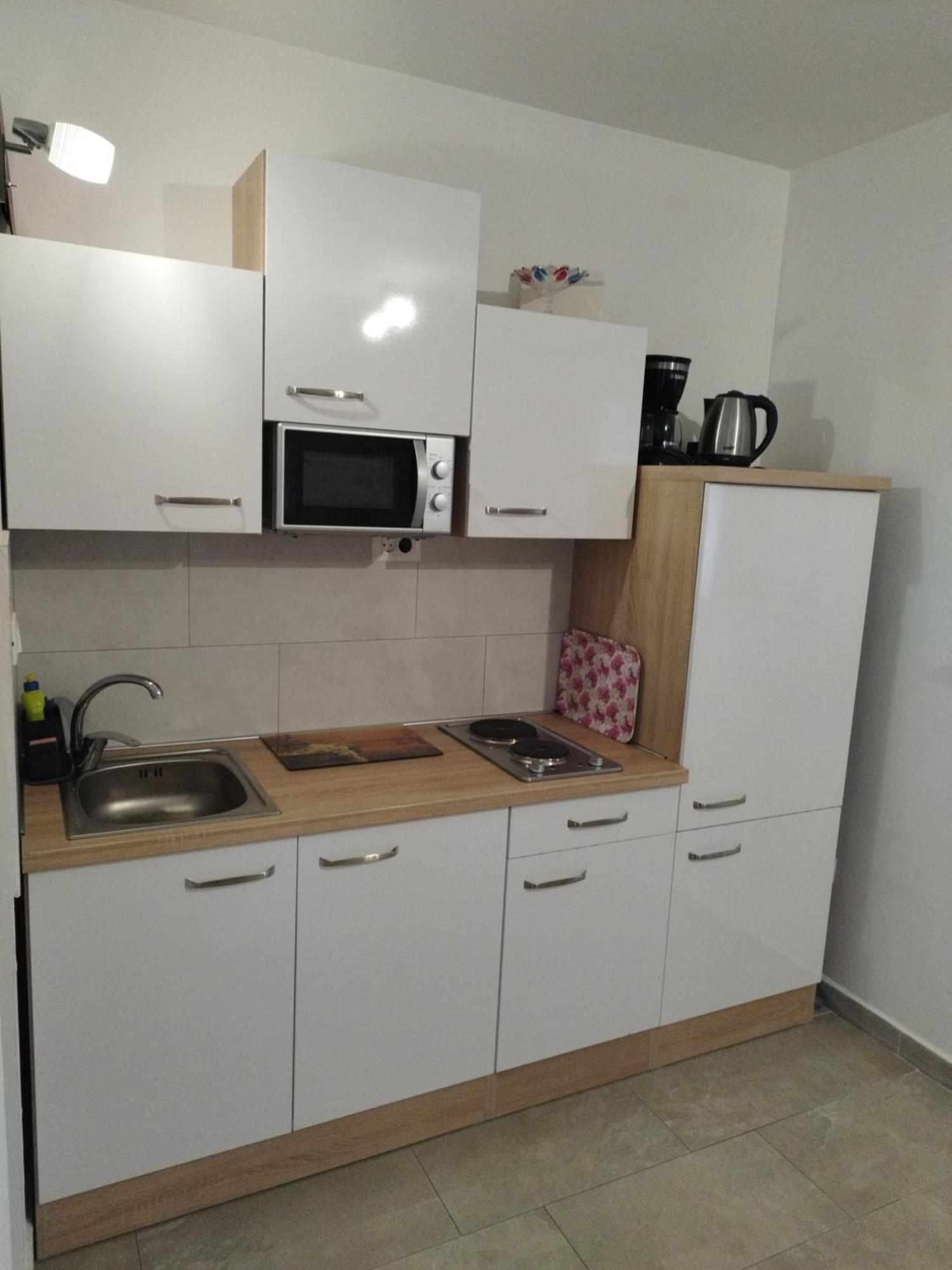 Apartmani Memic 100 M Do Plaze, Apartments Memic Only 100M From Beach Poreč Eksteriør bilde