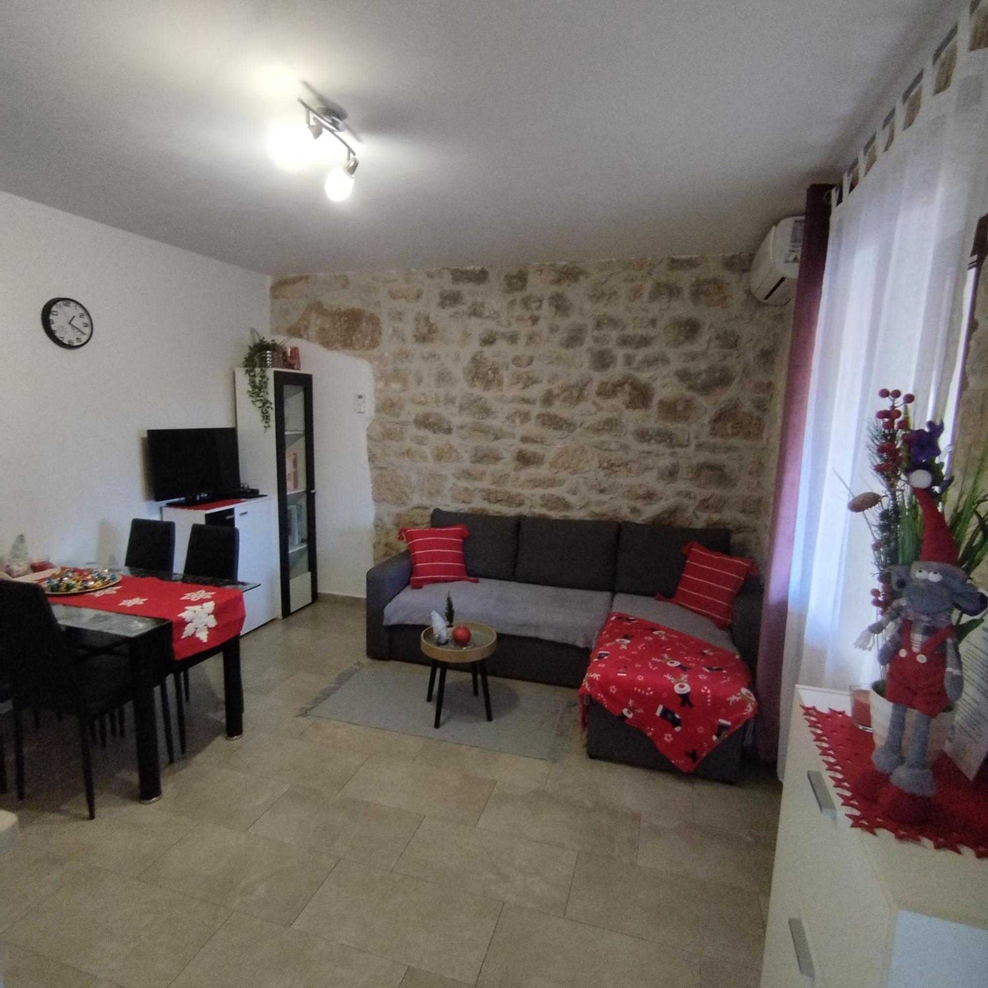 Apartmani Memic 100 M Do Plaze, Apartments Memic Only 100M From Beach Poreč Eksteriør bilde