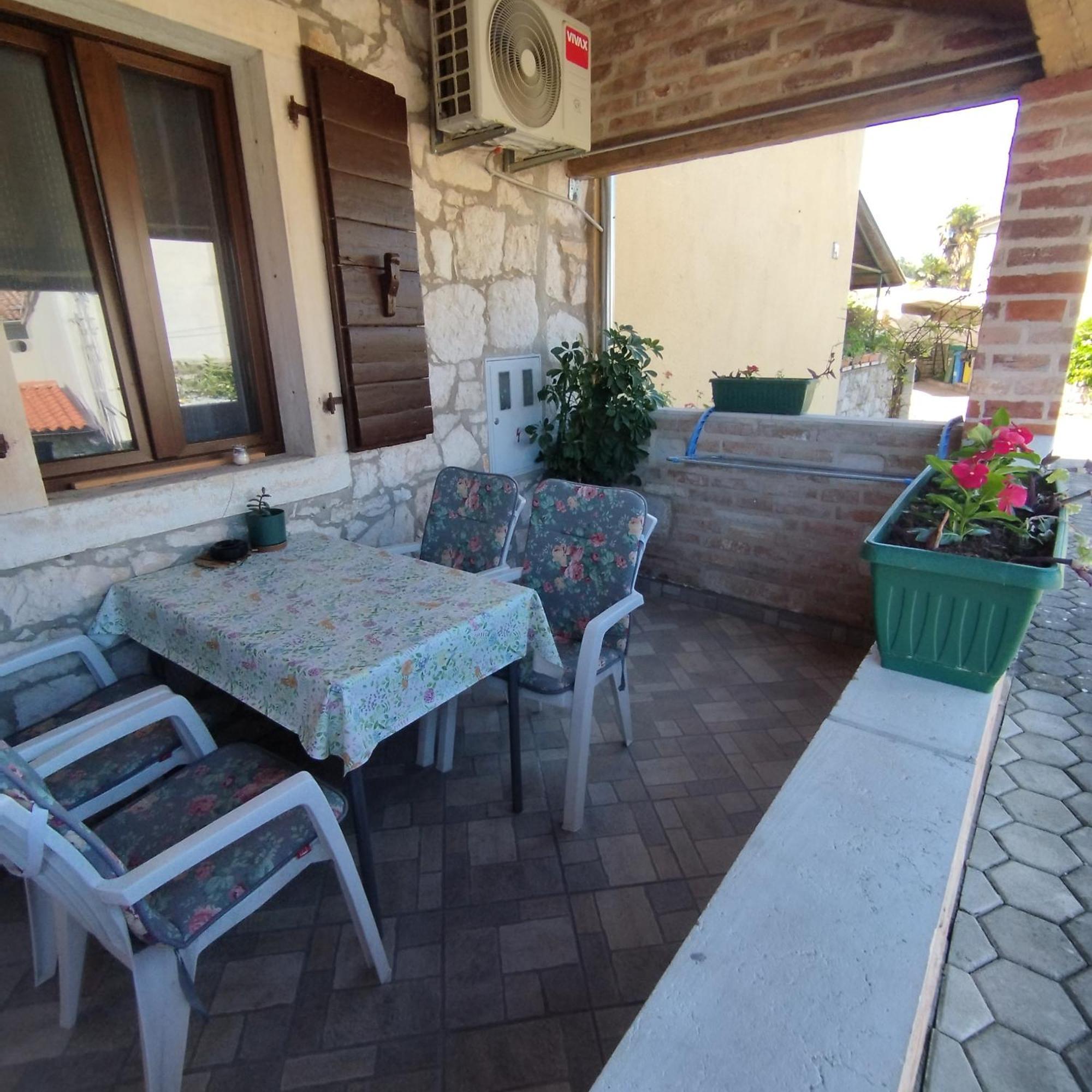 Apartmani Memic 100 M Do Plaze, Apartments Memic Only 100M From Beach Poreč Eksteriør bilde